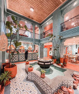 Naima Cafe & Resto indoor