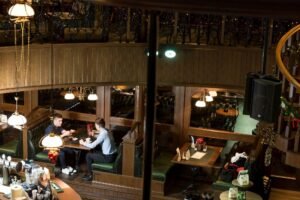 5 Rekomendasi Cafe 24 jam di Semarang buat nugas dan nongkrong