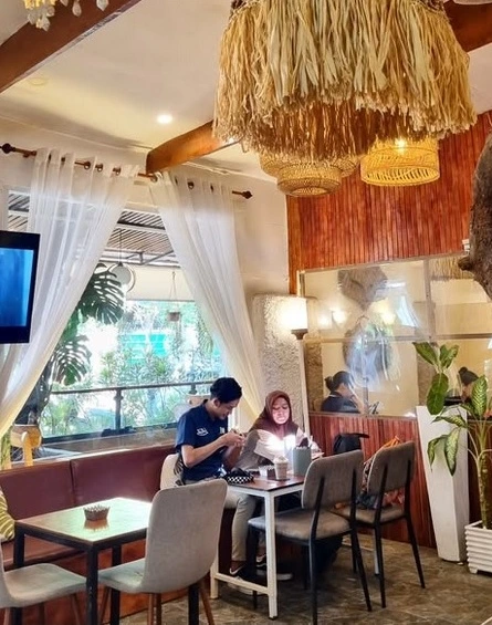 tempat ngopi di makassar mark trees